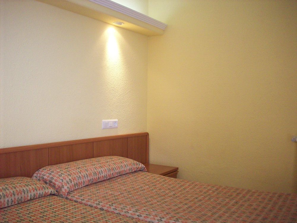 Hotel Porto Calp Zimmer foto